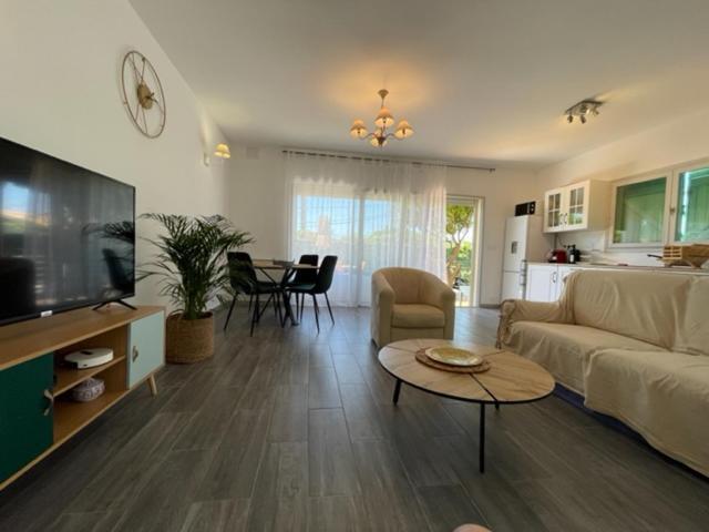 Appartement 2 pièces en RDJardin avec 2 grands Terrasses à Antibes Extérieur photo